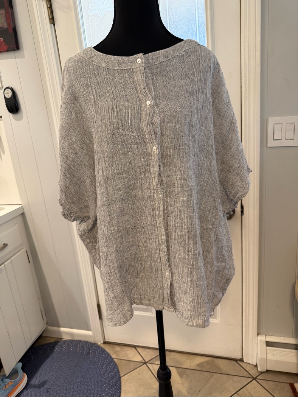 Tahari Heather Gray 100% Linen Lightweight Tunic